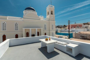 Santorini Karterados Retreat